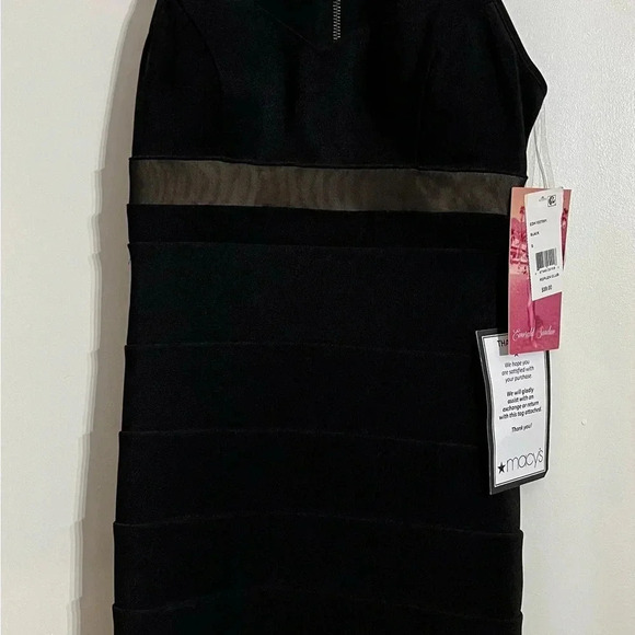 NWT Emerald Sundae Junior Size Small Semi Formal Short Black Dress NWT - Picture 3 of 8